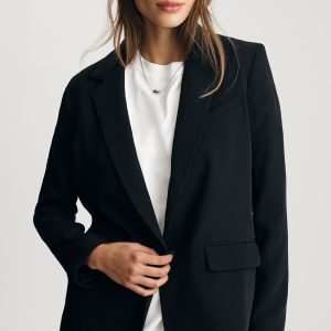 EDITION BLAZER IN BLACK