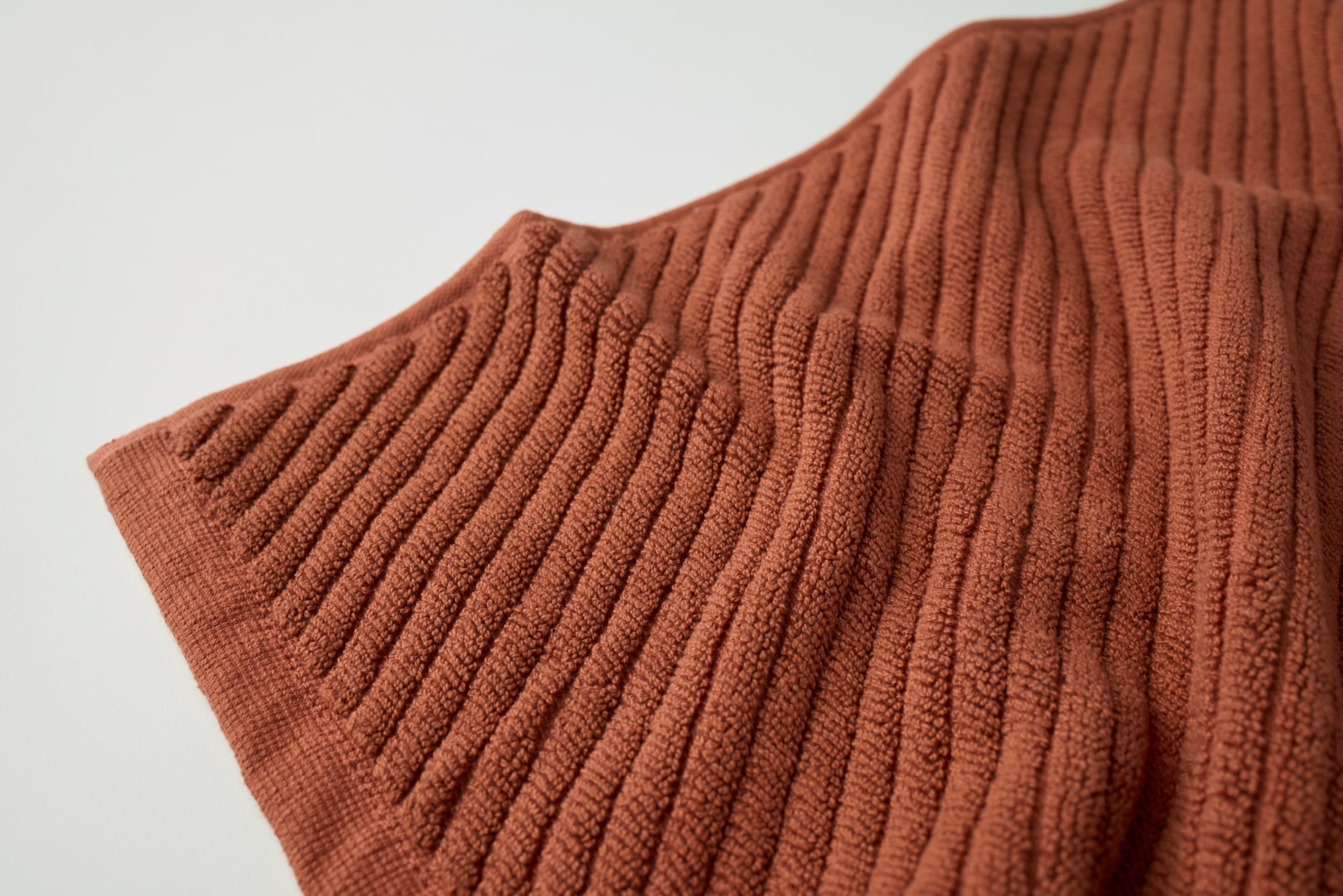 Air Weight® Organic Twill Bath Mat - Image 2