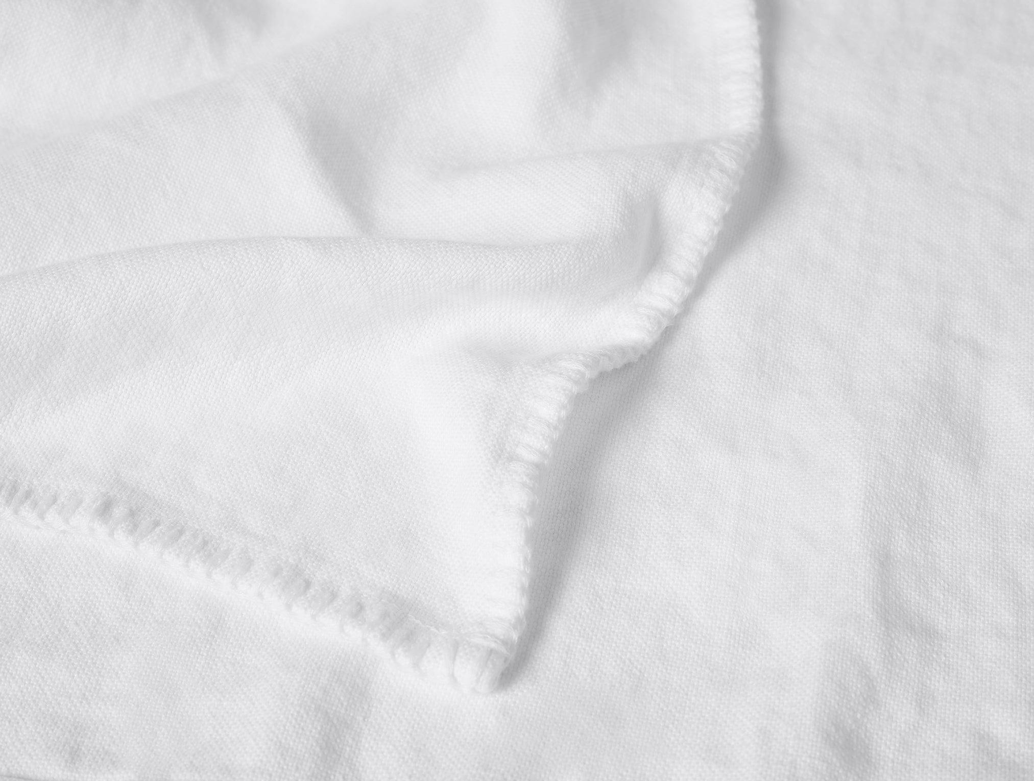 Helena Organic Linen Coverlet - Image 3